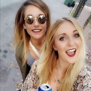 Meet your Posher, Mandy